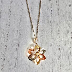 10K Italy GCJ Flower Pen necklace, Tri-color Gold Blossom Pendant Necklace